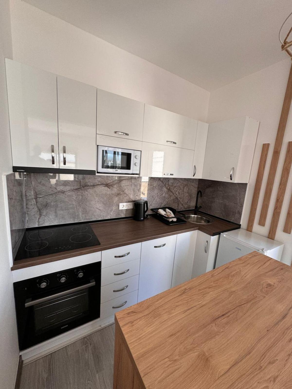 Alek Lux Apartment *