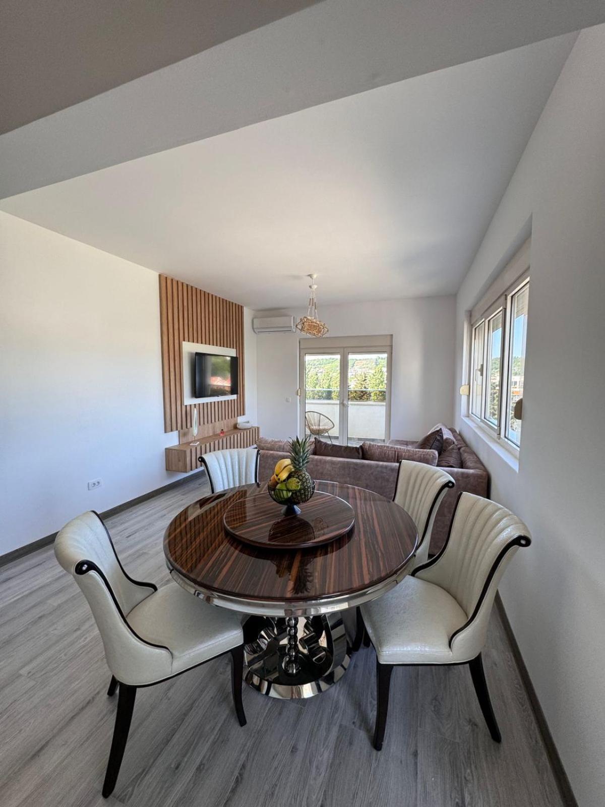 Apartment Alek Lux *